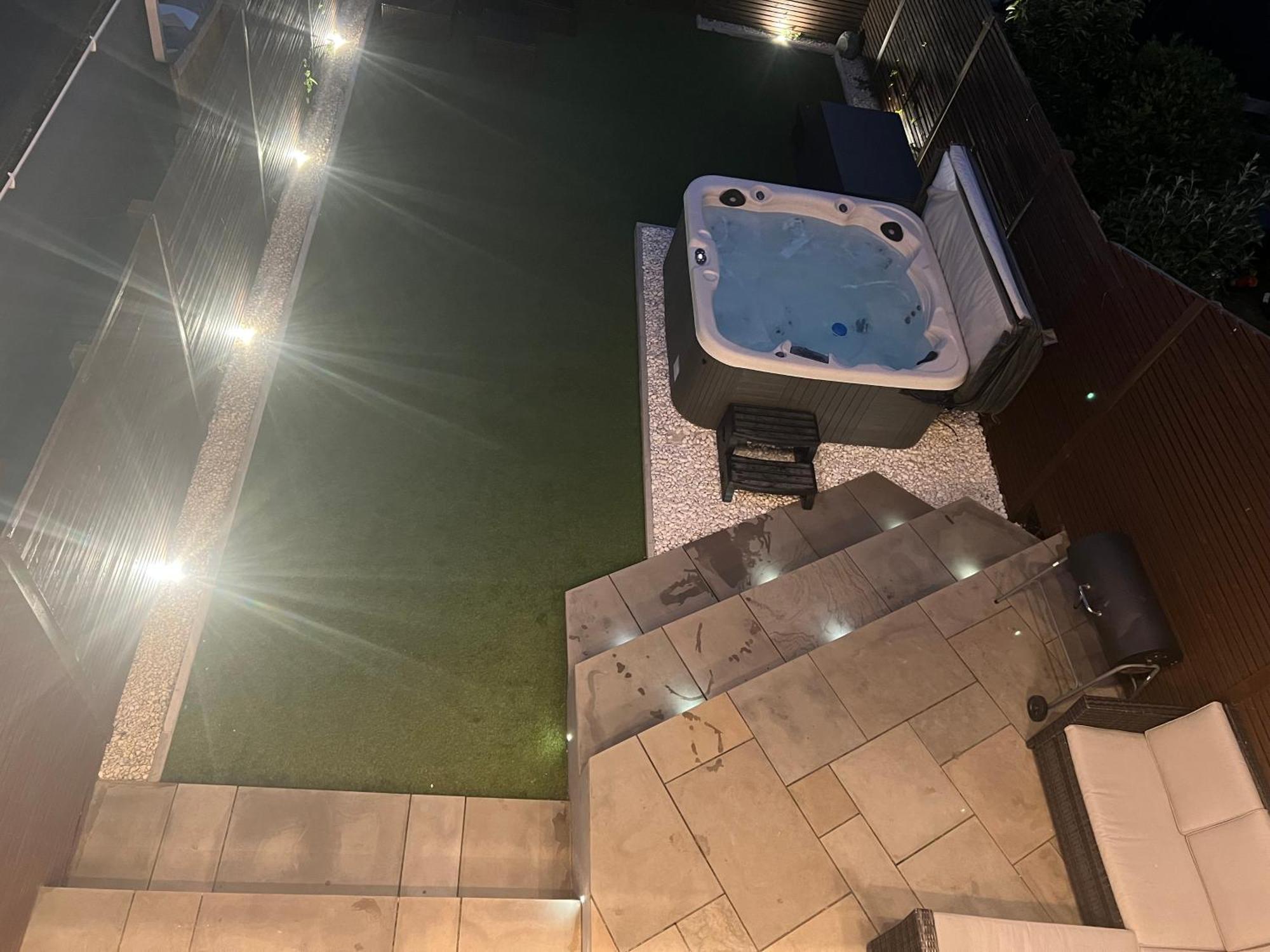 Broadway Beach Home With Hot Tub 荷尼湾 外观 照片